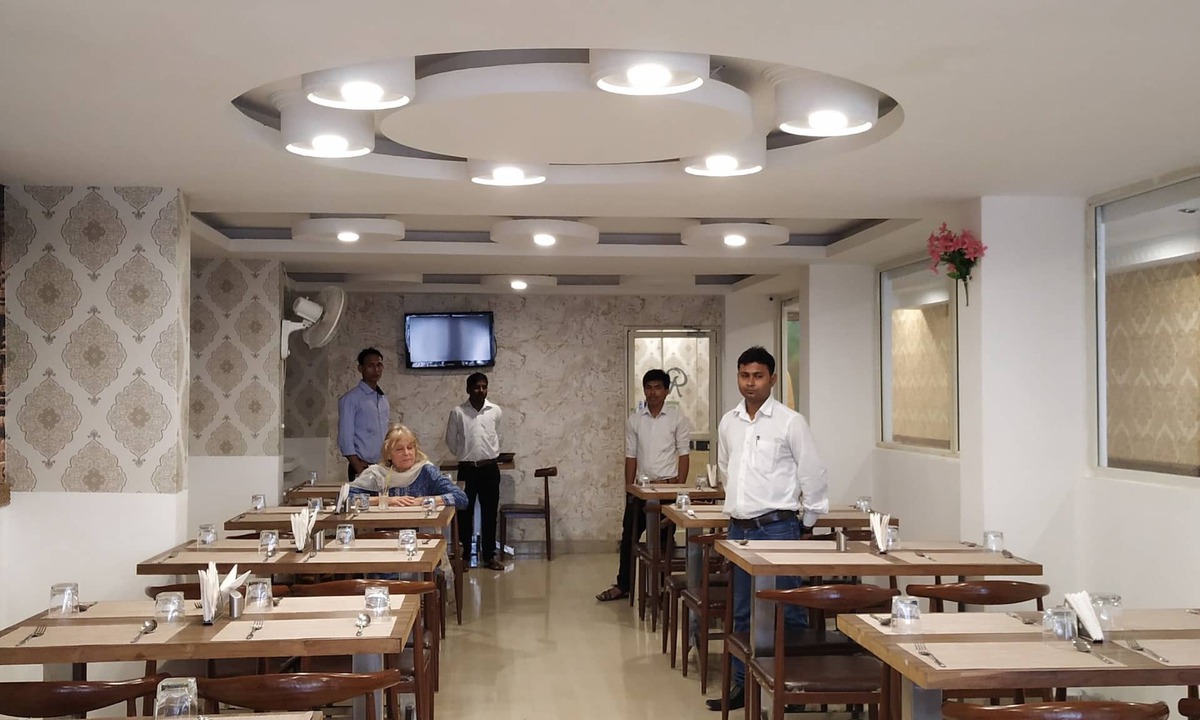 Puttaparthi Hotel | Aum Hotel