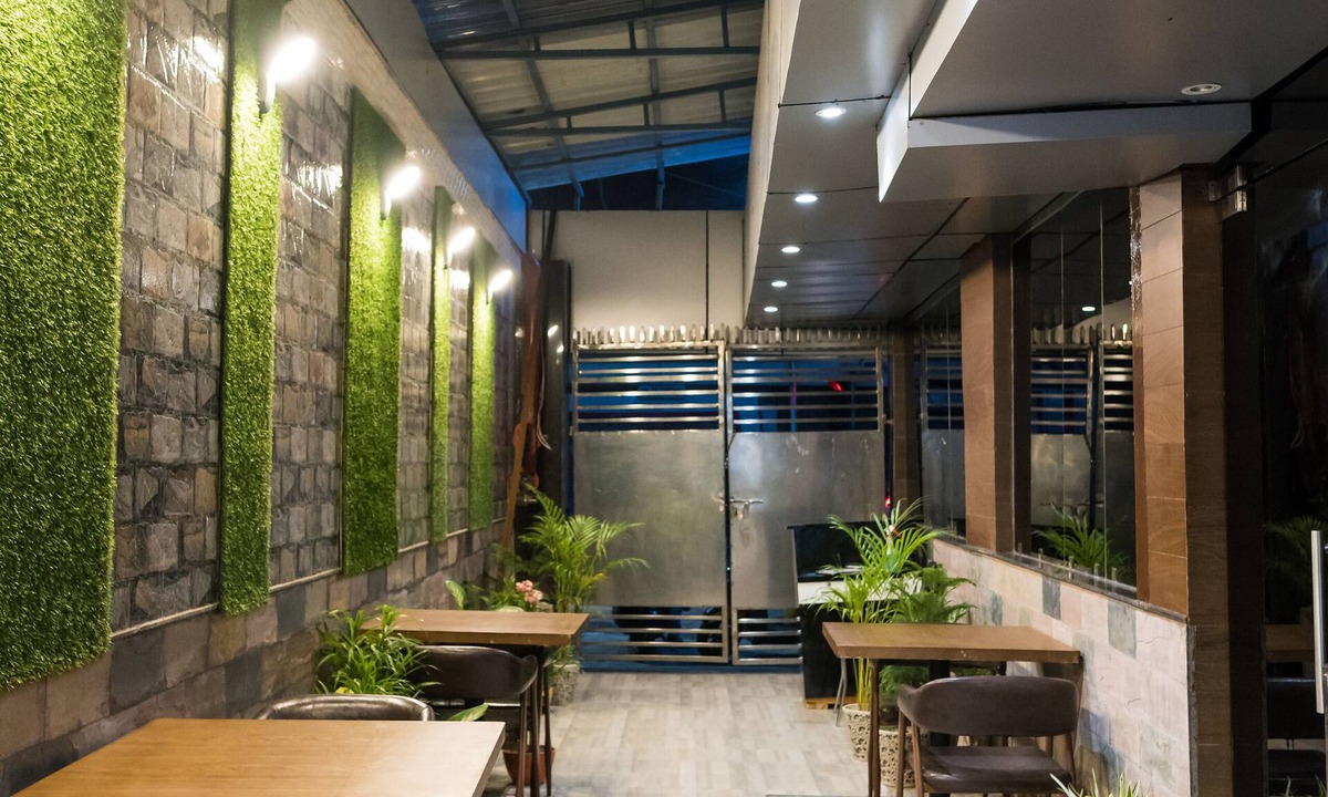 Ballygunge Hotel | AVENUE Hotel Ballygunge