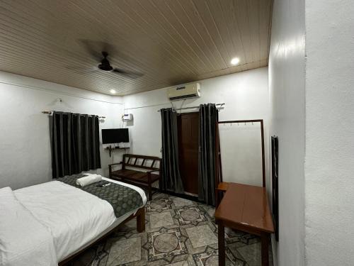 Baga House | Baga Beachway, GuestHouse