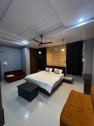 Bhawani Mandi Hotel | Bal Krishna Residency