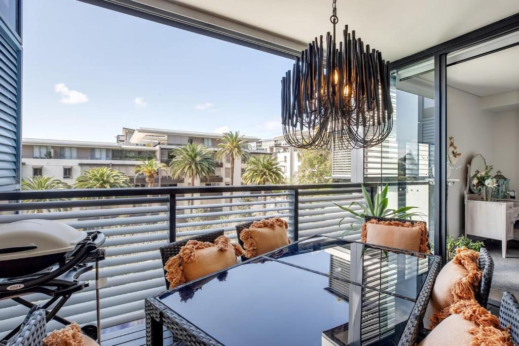 Camperdown Apartment | Balinese Charm meets Resort Living in Inner Sydney