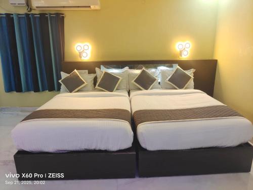 Srikalahasti Hotel | Bangalore Residency, Srikalahasti