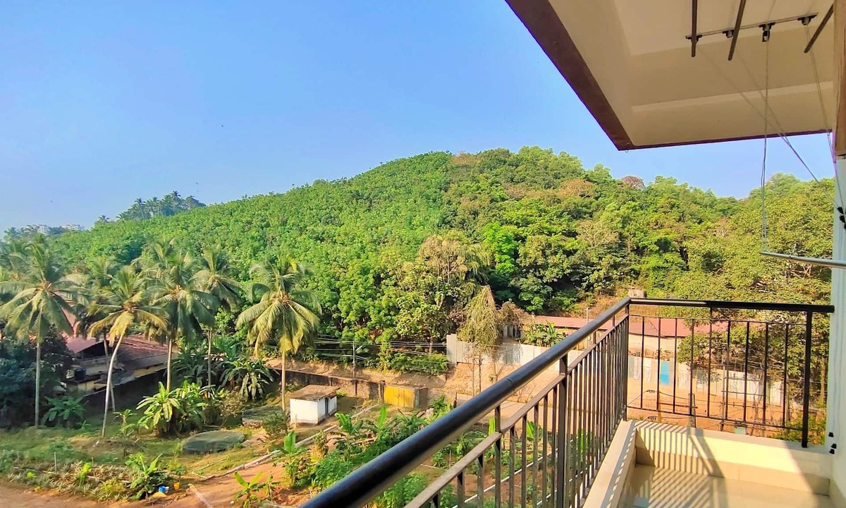 Adyar Apartment | Be where the good life is