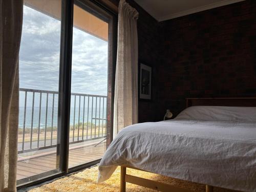 Sellicks Beach House | Beachfront Getaway Sellicks Beach House