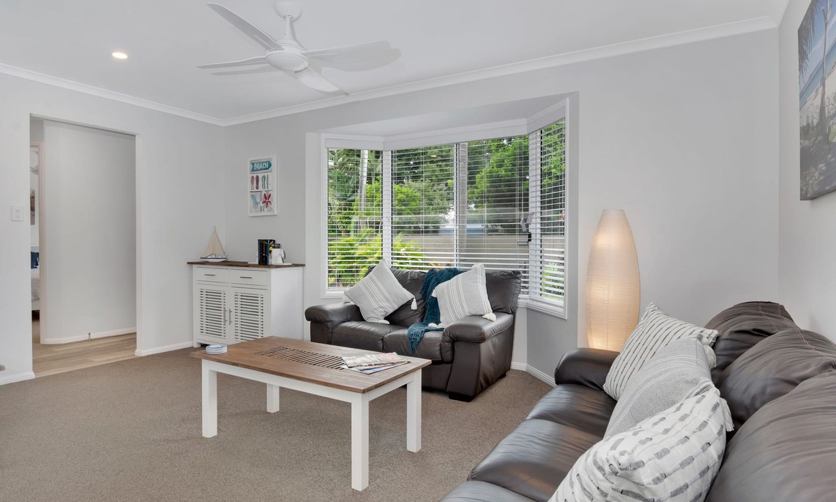Mudjimba House | Beautiful , stylish Mudjimba Beach House