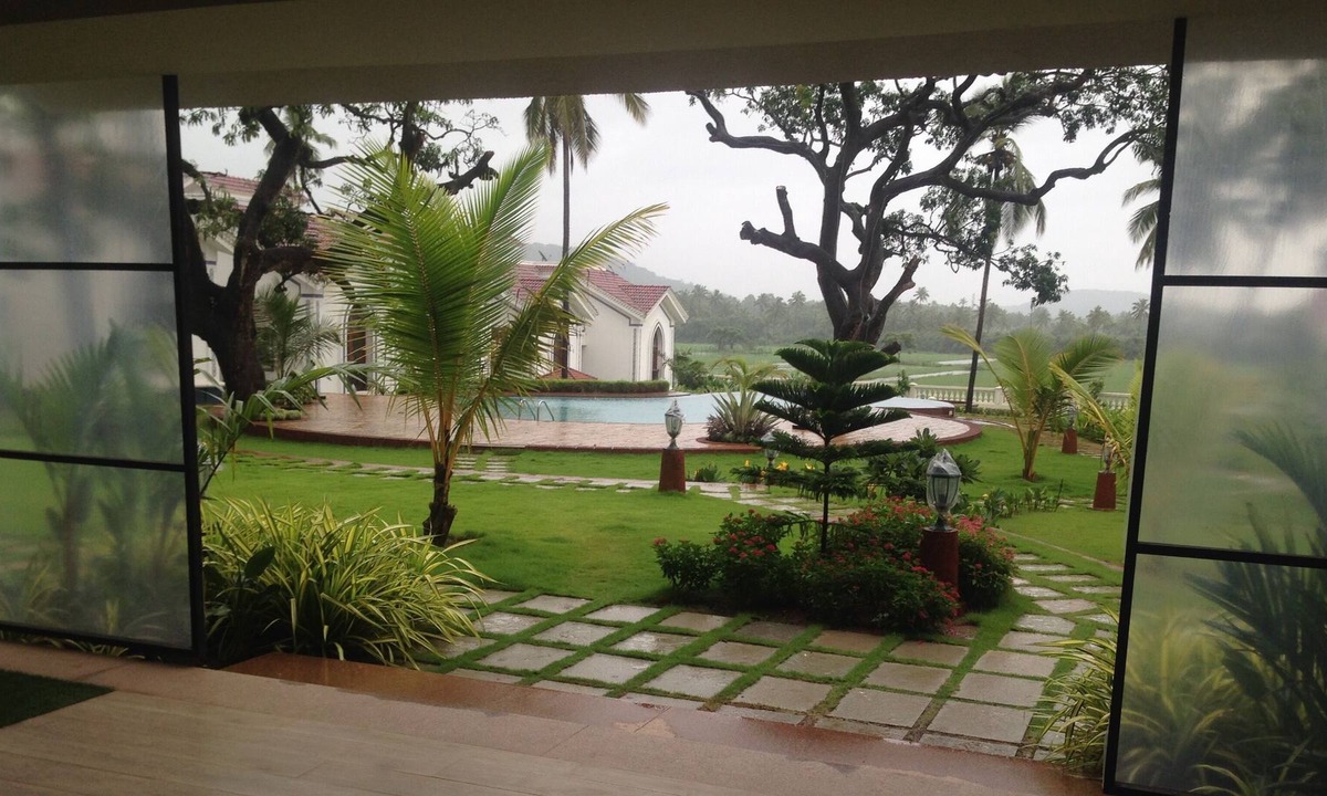 Kudal Villa | Beautiful two bedroom Villa, Sleeps 4-6 in Serene Riviera Sapphire, Siolim, Goa