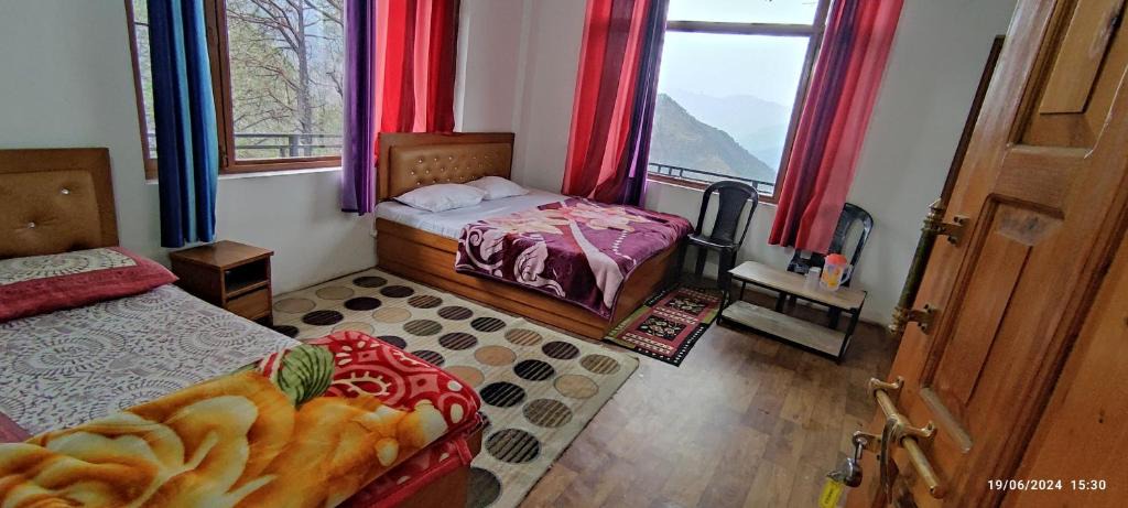 Tehri Bed & Breakfast | Bhandari Cottages