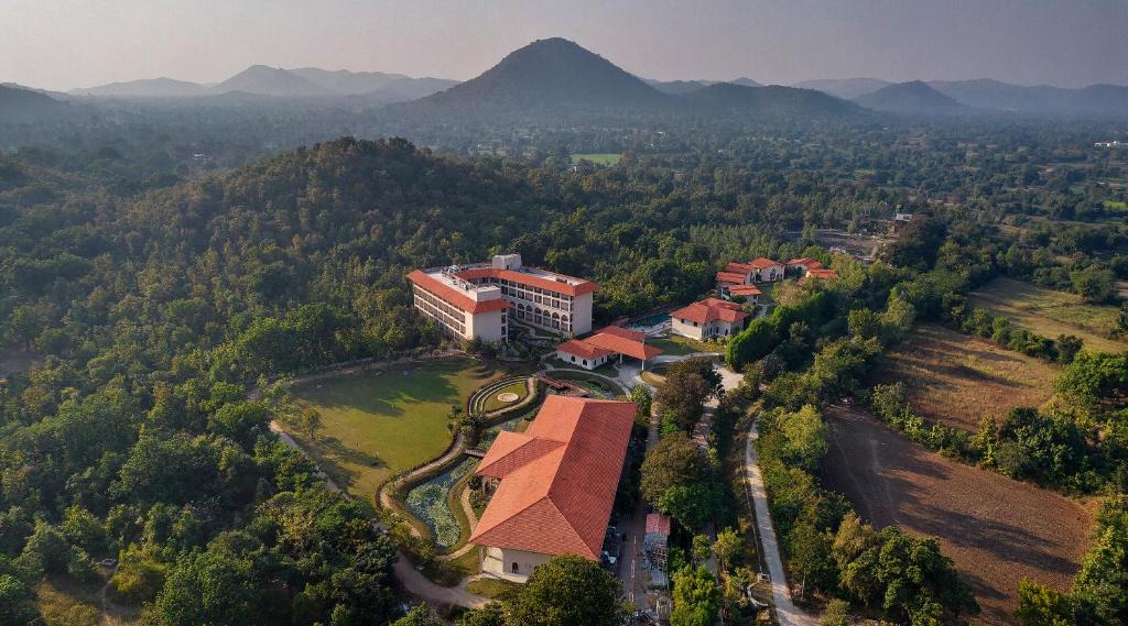 Jambughoda Hotel | Bhanu The Fern Forest Resort & Spa Jambughoda, Series by Marriott