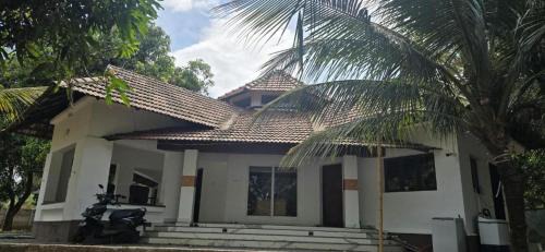 Wadakanchery Villa | BharathaPuzha Villa