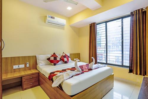 Bandra East Hostel | BKC Corporate Hostel Ac Dormitory