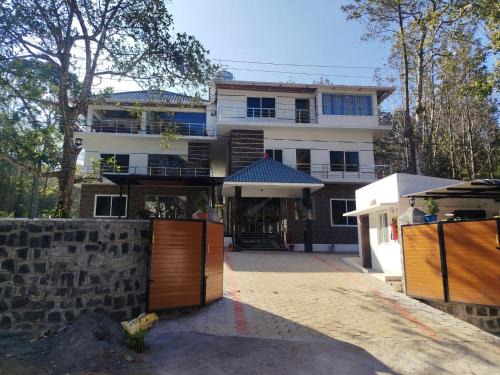 Khattalwada Hotel | BKP Jungle Resort Yercaud