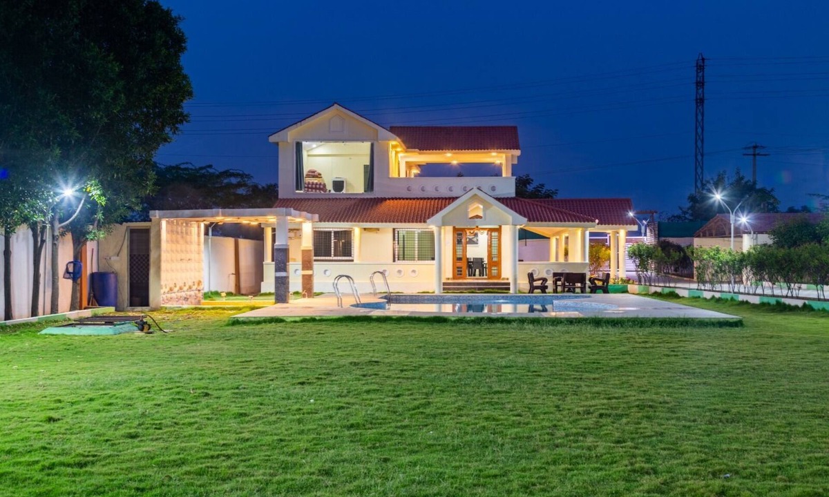 Chevella Hotel | Bliss Farm Stay-IRIS
