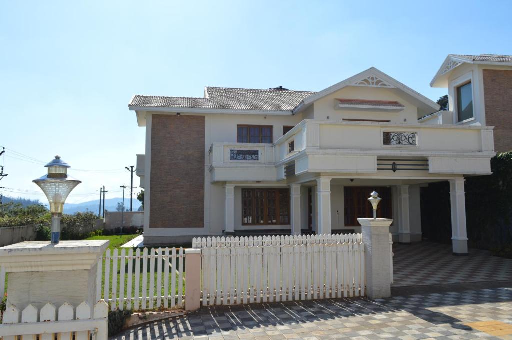 Fern Hill Villa | Blissful Meadows