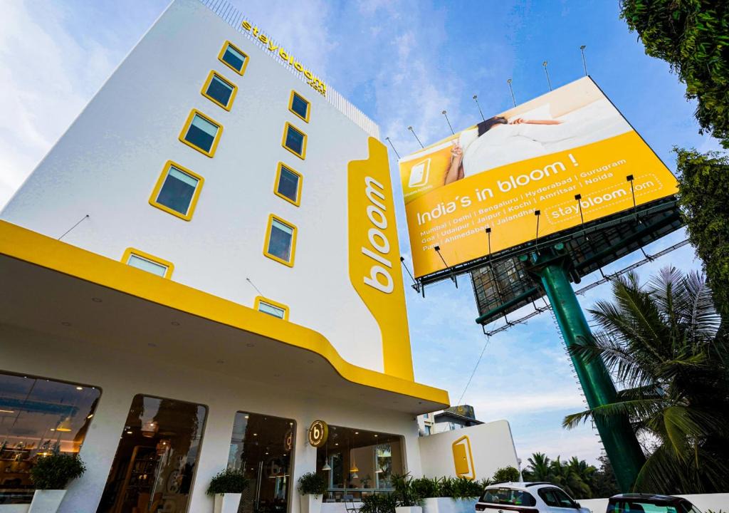 Sadahalli Hotel | Bloom Hotel - Bengaluru Airport