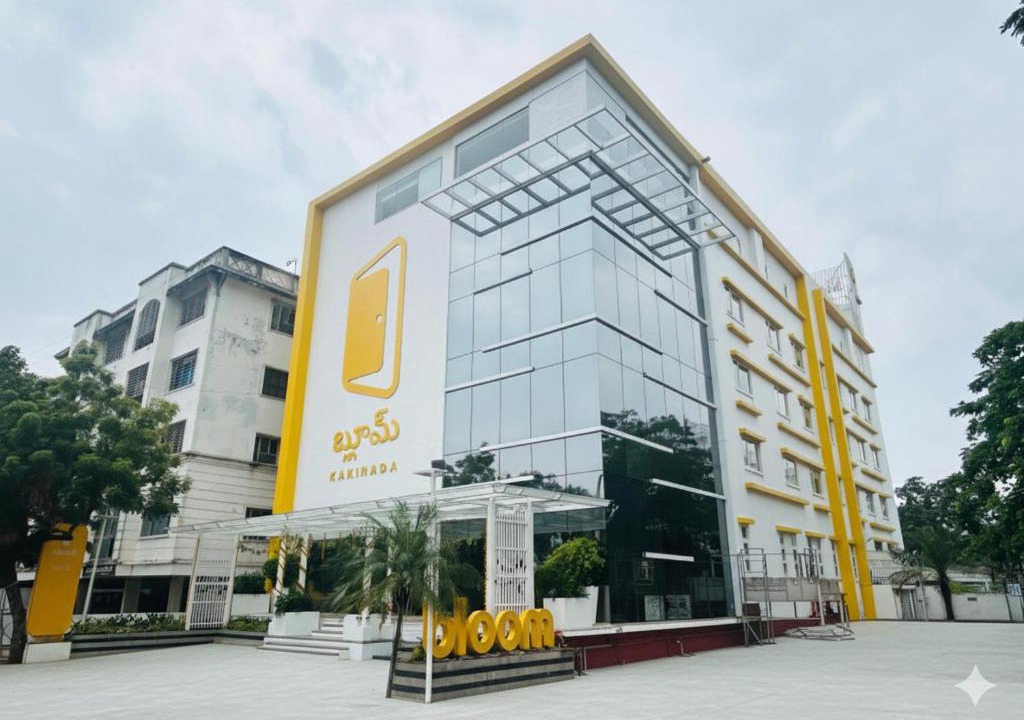 Kakinada Hotel | Bloom Hotel - Kakinada