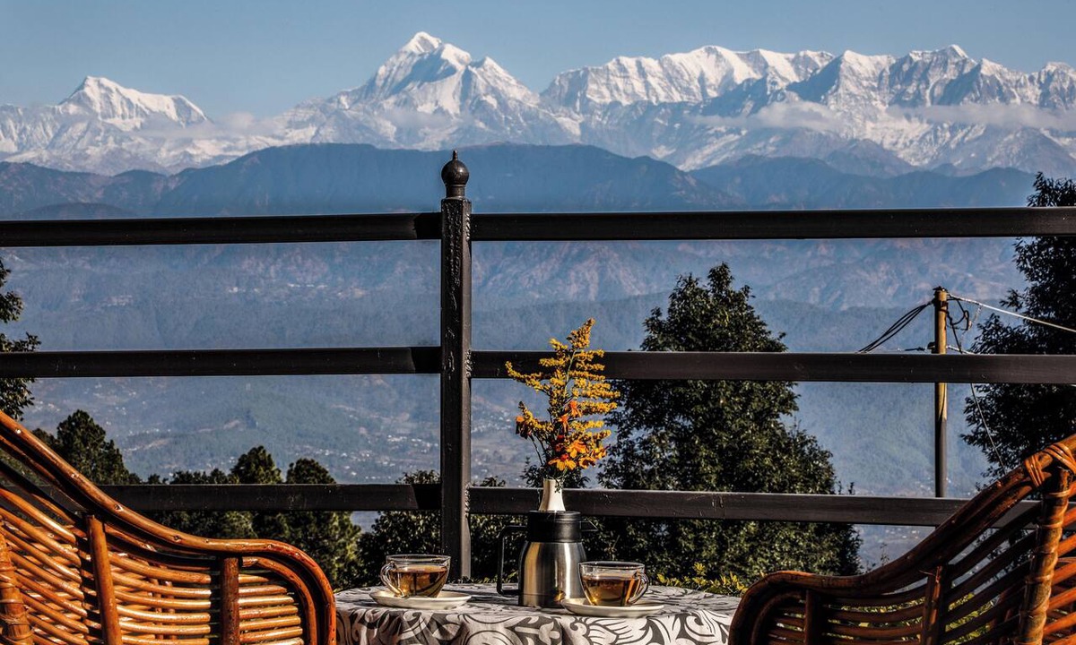 Almora Resort | Blossom Hideaway Kausani