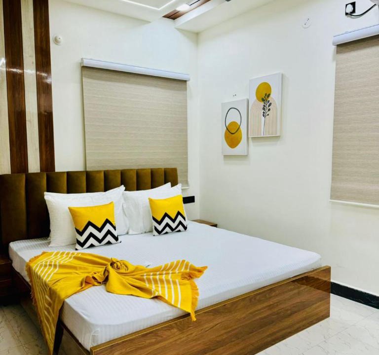 Gachibowli Apartment | BluO Penthouse Gachibowli - Terrace Plus Garden