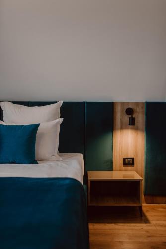 Luizi-Calugara House | Boutique Hotel Cattaleya