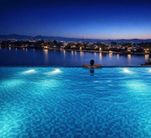 Lake Swaroop Sagar Hotel | Brahma Niwas - Luxury Lake View Hotel with Infinity Pool, Udaipur