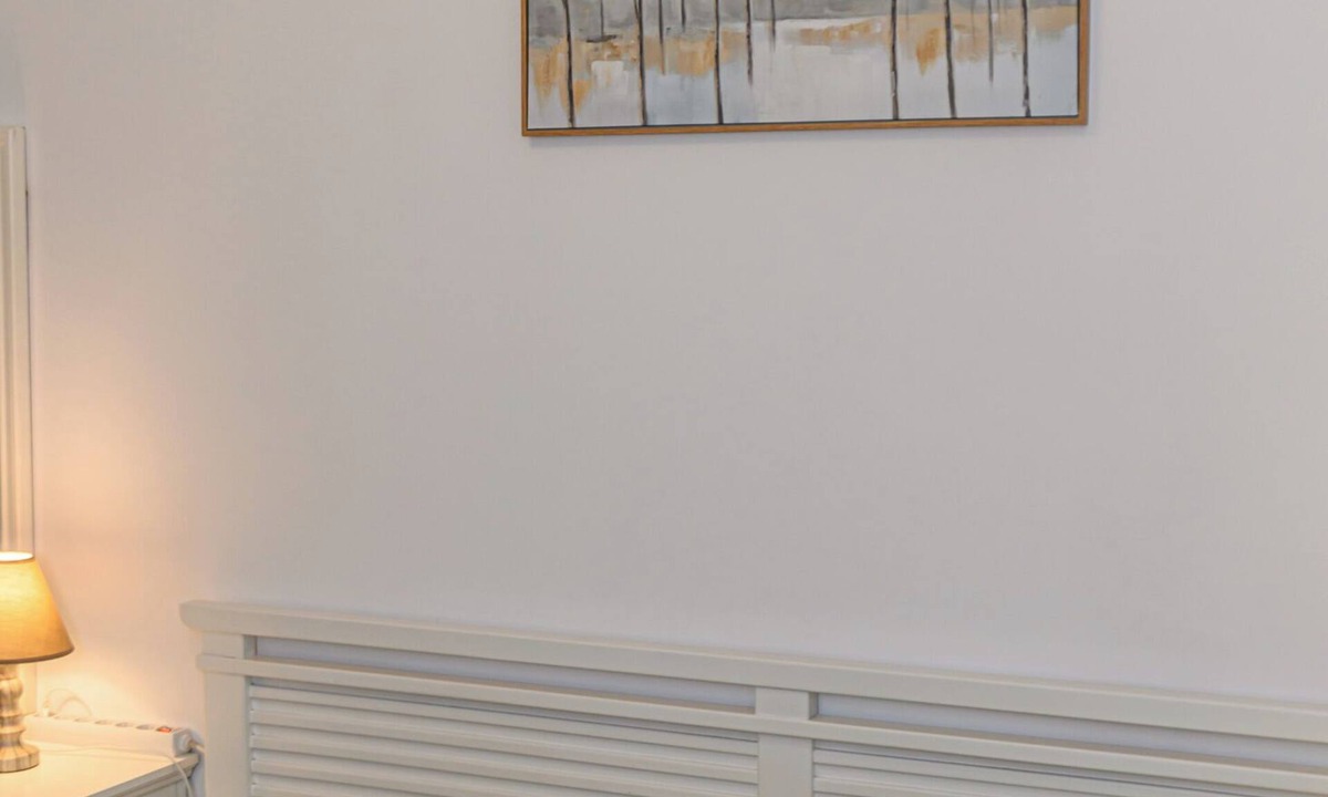 Centrul Vechi Apartment | Brasov Hillside Suite – Quiet, Green & Super Central