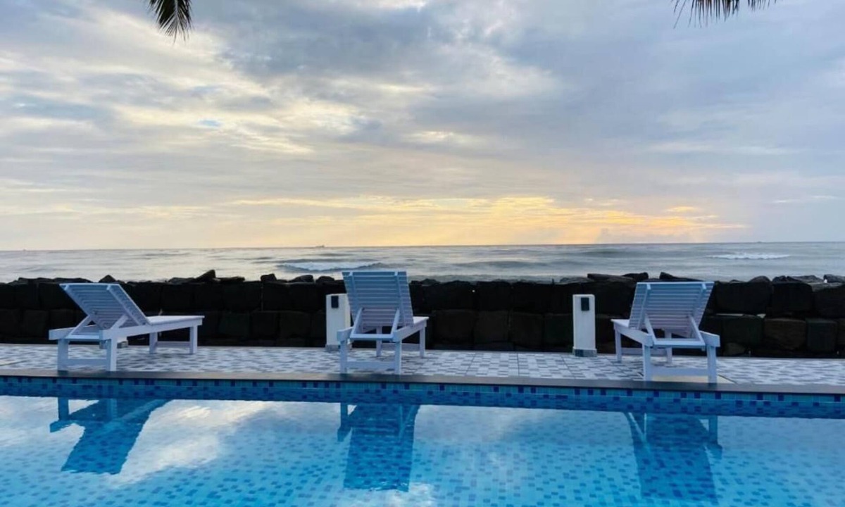 Kuzhuppilly Resort | Breakwater Resort by Z Vacations