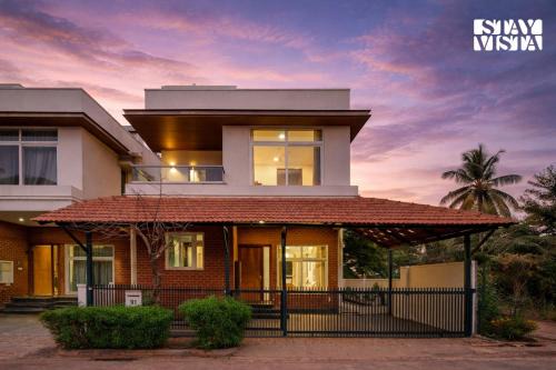 Electronics City Villa | Brickstone Villa by VEO - Part of StayVista