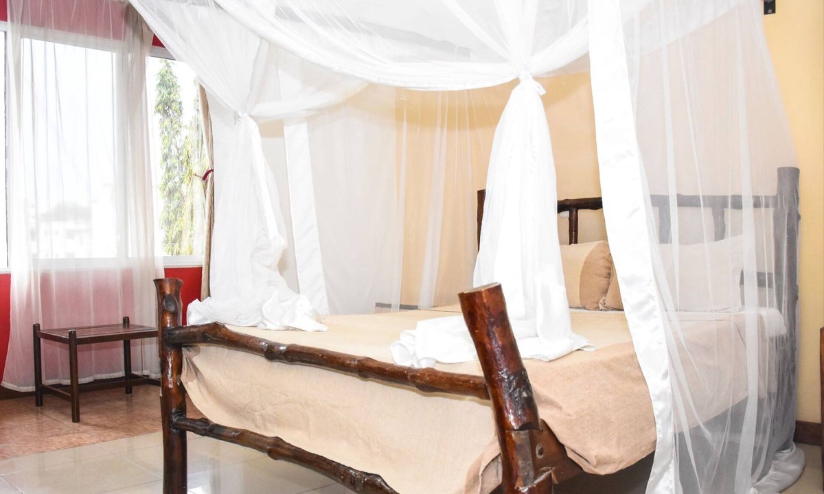 Manyimbo Hotel | Bridge Hotel Mombasa