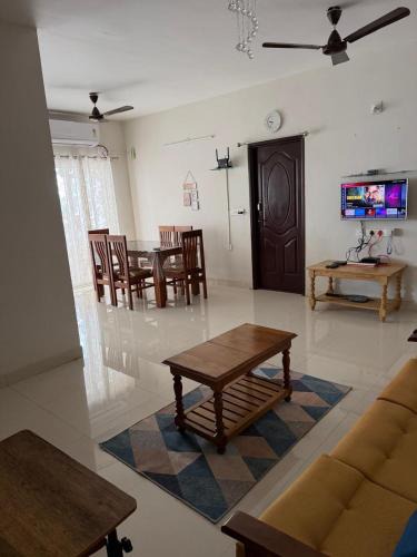 Adyar Apartment | Bright & Airy 2BHK Apartment - Fully AC, Wi-Fi & Parking