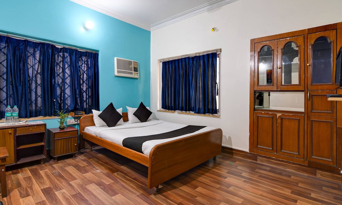 Sector 1 Hotel | Brill Rooms