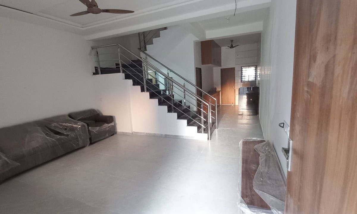 Vanthli House | Budget friendly rooms for stay in Junagadh.