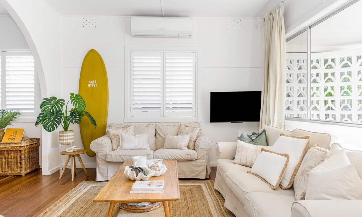 Byron Bay House | Bungalow105 - Cute beach Byron Bungalow on the edge of town