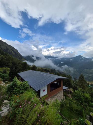 Ukhimath Cabin | Buransh Stays - Sari