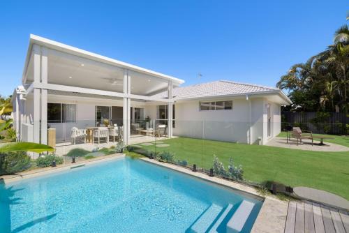 Burleigh Waters House | Burleigh Waters Luxury