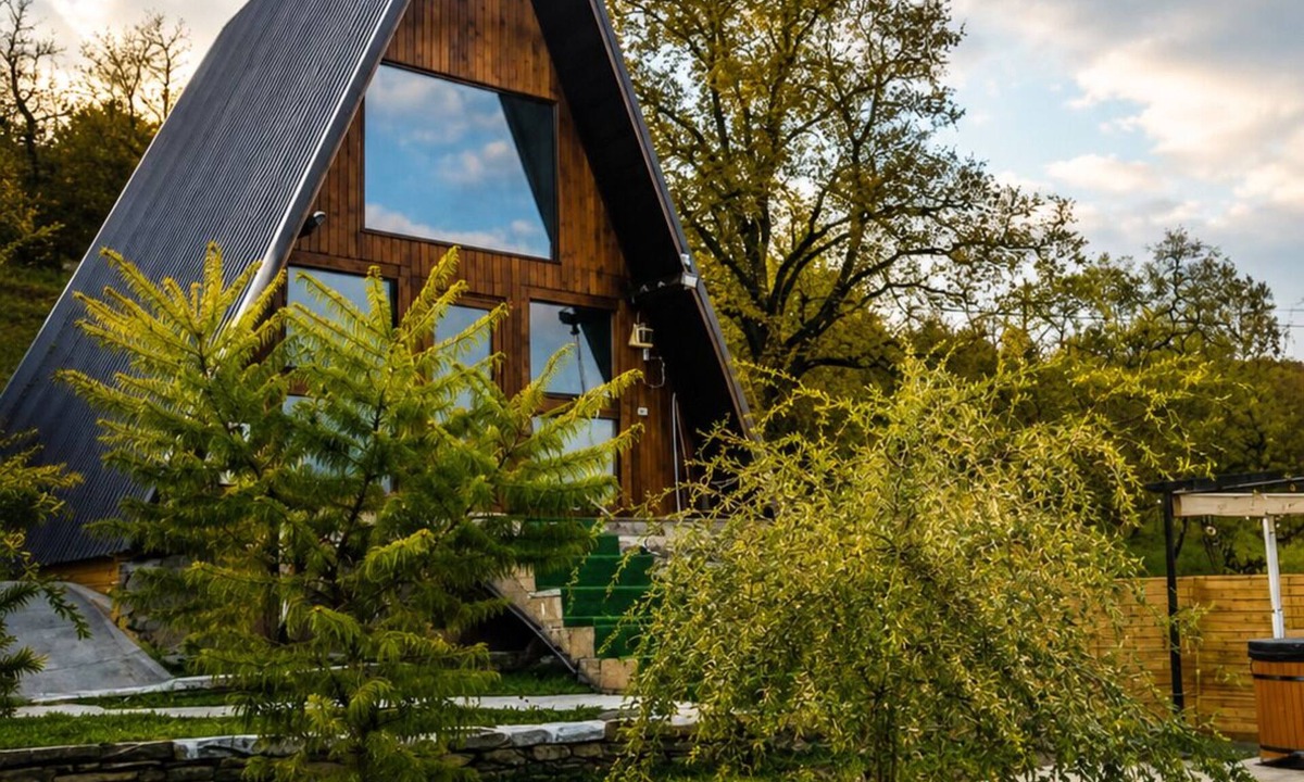 Sighetu Marmatiei Cottage | Căsuța de pe Vale