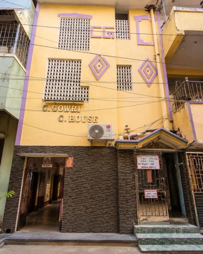 Vellore House | C Gowri Lodge