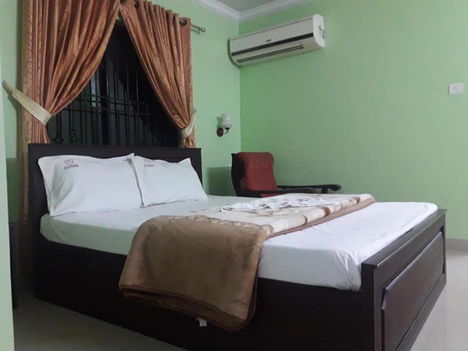 Perintalmanna Hostel | C T PLAZA RESIDENCY