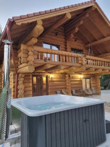 Marisel House | Cabana dintre brazi Mărișel