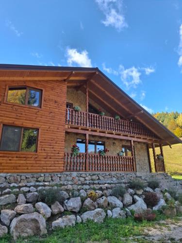 Damuc Ski Chalet | Cabana Luciana