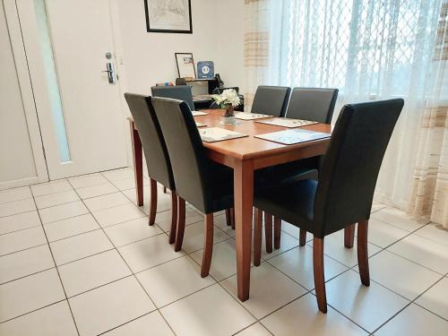 Broken Hill House | Capon Cottage