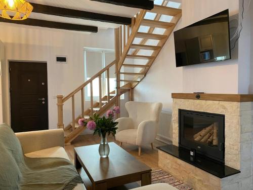 Slanic-Moldova House | Casă chic La Han la Slănic