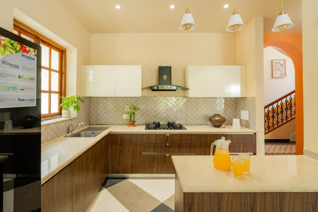 Arpora Villa | Casa Amore by ELIVAAS 2 Tropical 4-BHK Villas in a Gated Enclave with 2 Private Pools & Indoor Bars Near Calangute & Baga Beaches