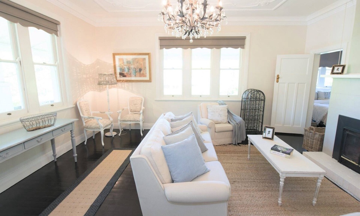 Bowral House | Casa Antica, 200m walk to Bowral Township, family friendly and strictly NO PETS!