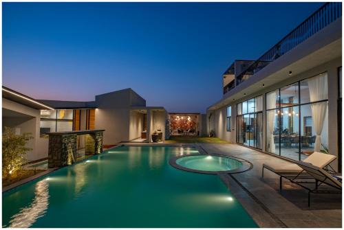 Bhagat Ki Kothi Villa | Casa Concreto- 5-Bedroom Luxury Villa with all weather Pool