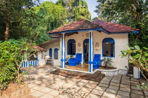 Assagao Villa | Casa Ferrazi by The Blue Kite Luxury 5BHK Portuguese-Style Villa in Assagao with Private Pool, Kitchen, Power Backup, WiFi & Caretaker