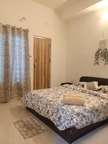 Hyderabad Apartment | Casa Iris - One Bedroom in a 3BHK Apartment