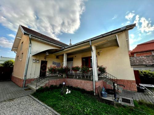 Turda House | Casa LINDA
