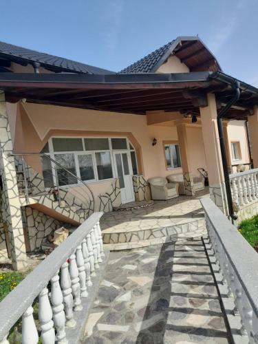Brusturi House | Casa Manu