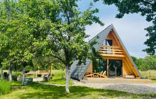 Godeni Villa | CASA MAYA Câmpulung