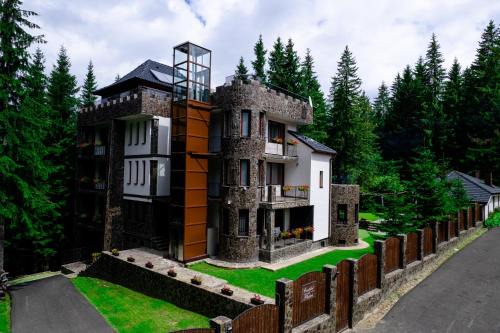 Paltinis House | Castelul de Piatra