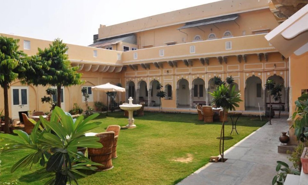 Khandela Hotel | Castle Khandela